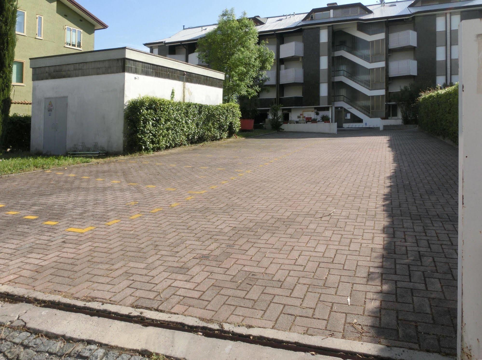Casa Marina Apartment Lignano Sabbiadoro Exterior photo